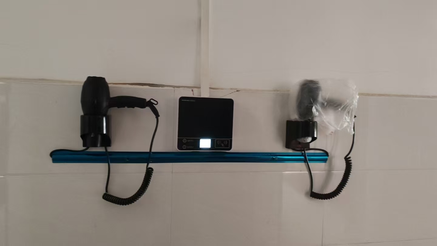 興邦校園共享吹風機